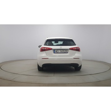 Mercedes - Benz A-klasa  Hatchback 2022,  1.3 benzyna, automat - Na sprzedaż za 90 600 zł - Warszawa - zdjęcie 6
