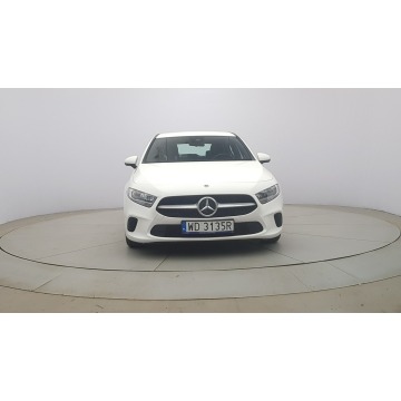 Mercedes - Benz A-klasa  Hatchback 2022,  1.3 benzyna, automat - Na sprzedaż za 97 850 zł - Warszawa - zdjęcie 2