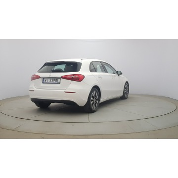 Mercedes - Benz A-klasa  Hatchback 2022,  1.3 benzyna, automat - Na sprzedaż za 92 850 zł - Warszawa - zdjęcie 7
