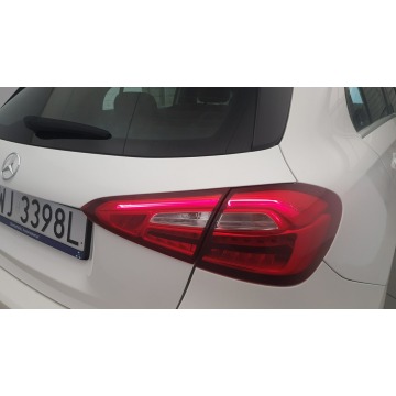 Mercedes - Benz A-klasa  Hatchback 2022,  1.3 benzyna, automat - Na sprzedaż za 92 850 zł - Warszawa - zdjęcie 12