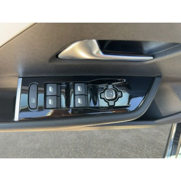 Opel Astra  Hatchback 2022,  1.2 benzyna, automat - Na sprzedaż za 62 800 zł - Warszawa - zdjęcie 12