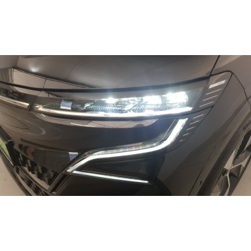 Renault Megane  Hatchback 2023 elektryczny, automat - Na sprzedaż za 99 850 zł - Warszawa - zdjęcie 10