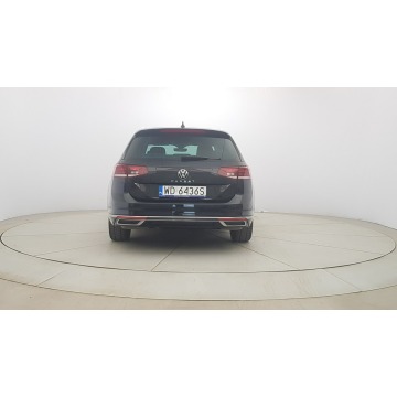 Volkswagen Passat 2022,  2.0 benzyna, automat - Na sprzedaż za 99 850 zł - Warszawa - zdjęcie 6