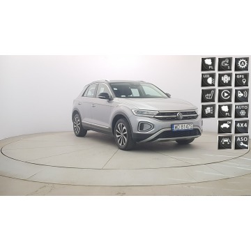 Volkswagen T-Roc  SUV 2022,  2.0 benzyna, automat - Na sprzedaż za 104 850 zł - Warszawa - zdjęcie 1