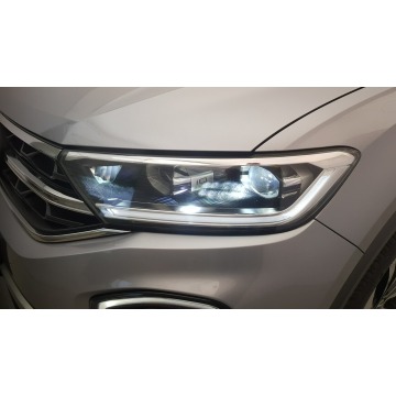Volkswagen T-Roc  SUV 2022,  2.0 benzyna, automat - Na sprzedaż za 104 850 zł - Warszawa - zdjęcie 10