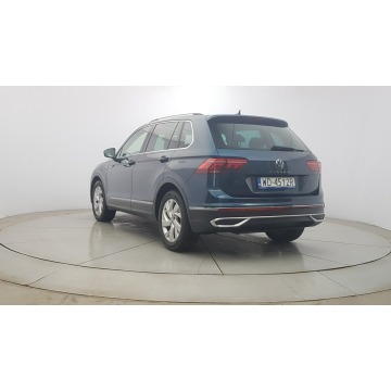 Volkswagen Tiguan  SUV 2023,  2.0 diesel, automat - Na sprzedaż za 99 850 zł - Warszawa - zdjęcie 5