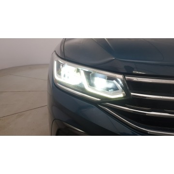 Volkswagen Tiguan  SUV 2023,  2.0 diesel, automat - Na sprzedaż za 99 850 zł - Warszawa - zdjęcie 11