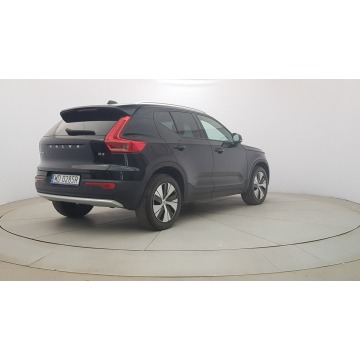 Volvo   SUV 2022,  2.0 benzyna, automat - Na sprzedaż za 103 850 zł - Warszawa - zdjęcie 7
