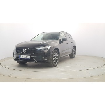 Volvo   SUV 2024,  2.0 benzyna, automat - Na sprzedaż za 189 850 zł - Warszawa - zdjęcie 3