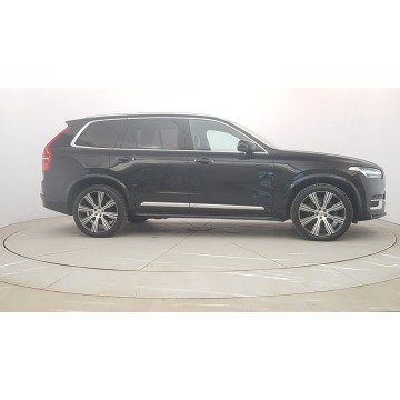 Volvo   SUV 2023,  2.0 diesel, automat - Na sprzedaż za 227 850 zł - Warszawa - zdjęcie 8