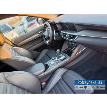 Alfa Romeo Stelvio  SUV 2025,  2.9 benzyna, automat - Na sprzedaż za 424 690 zł - Warszawa - zdjęcie 9