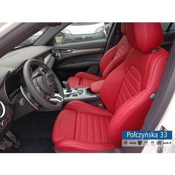Alfa Romeo Stelvio  SUV 2025,  2.0 benzyna, automat - Na sprzedaż za 246 890 zł - Warszawa - zdjęcie 12