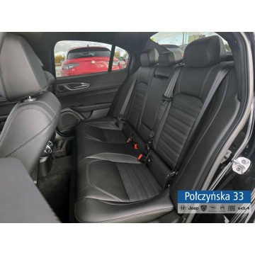 Alfa Romeo Giulia  Sedan/Limuzyna 2025,  2.9 benzyna, automat - Na sprzedaż za 395 590 zł - Warszawa - zdjęcie 10