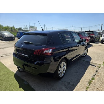 Peugeot 308  Hatchback 2016,  1.2 benzyna - Na sprzedaż za 26 900 zł - Kraków - zdjęcie 5