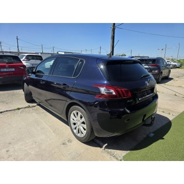 Peugeot 308  Hatchback 2016,  1.2 benzyna - Na sprzedaż za 26 900 zł - Kraków - zdjęcie 7