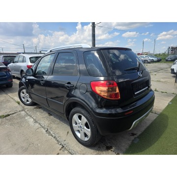 Fiat Sedici  SUV 2006,  1.6 benzyna - Na sprzedaż za 11 900 zł - Kraków - zdjęcie 7