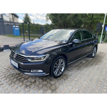 Volkswagen Passat  Sedan/Limuzyna 2017,  1.4 benzyna, automat - Na sprzedaż za 49 900 zł - Słupsk - zdjęcie 4