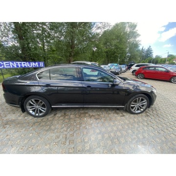 Volkswagen Passat  Sedan/Limuzyna 2017,  1.4 benzyna, automat - Na sprzedaż za 49 900 zł - Słupsk - zdjęcie 7