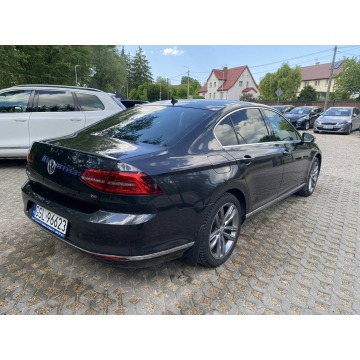 Volkswagen Passat  Sedan/Limuzyna 2017,  1.4 benzyna, automat - Na sprzedaż za 49 900 zł - Słupsk - zdjęcie 8