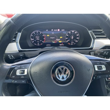 Volkswagen Passat  Sedan/Limuzyna 2017,  1.4 benzyna, automat - Na sprzedaż za 49 900 zł - Słupsk - zdjęcie 10