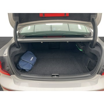 Volvo S60  Sedan/Limuzyna 2023,  2.0 benzyna, automat - Na sprzedaż za 127 200 zł - Warszawa - zdjęcie 11