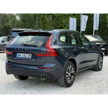 Volvo   SUV 2020,  2.0 diesel, automat - Na sprzedaż za 109 800 zł - Pęcice - zdjęcie 3