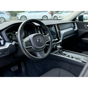 Volvo   SUV 2020,  2.0 diesel, automat - Na sprzedaż za 109 800 zł - Pęcice - zdjęcie 11