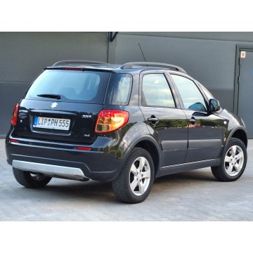 Suzuki SX4  Hatchback 2011,  1.6 benzyna - Na sprzedaż za 32 900 zł - Olsztyn - zdjęcie 2