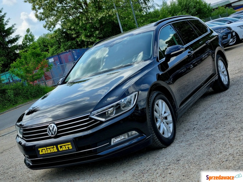 Volkswagen Passat 2015,  2.0 diesel - Na sprzedaż za 39 900 zł - Szczecin
