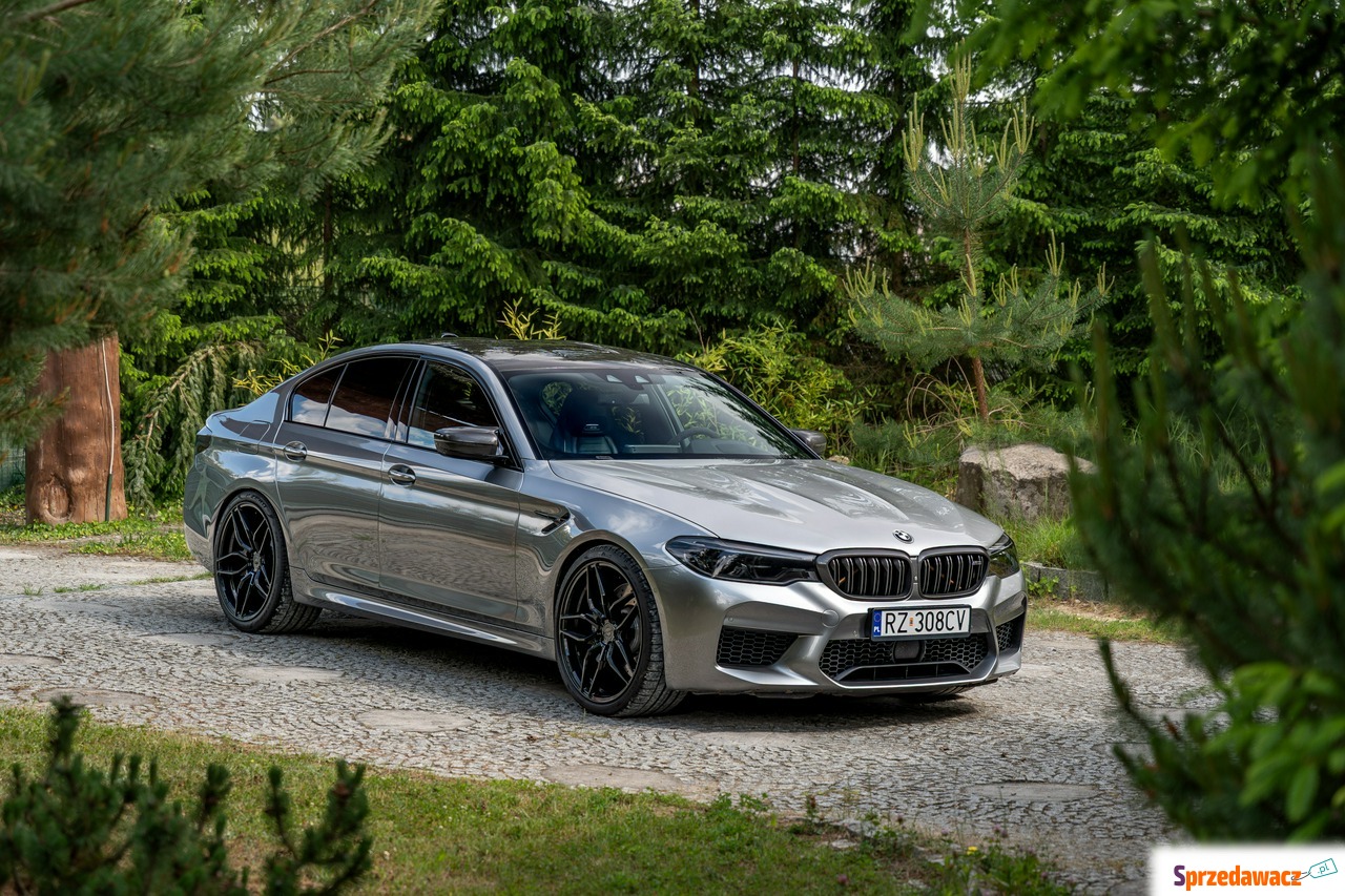 BMW M5 - F90 / 4.4 V8 600KM /...