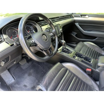 Volkswagen Passat  Sedan/Limuzyna 2015,  2.0 diesel, automat - Na sprzedaż za 40 000 zł - Warszawa - zdjęcie 6