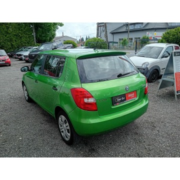 Skoda Fabia  Hatchback 2012,  1198.0 benzyna - Na sprzedaż za 11 900 zł - Janów Lubelski - zdjęcie 4