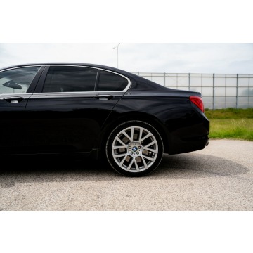 BMW Seria 7  Sedan/Limuzyna 2009,  6.0 benzyna, automat - Na sprzedaż za 69 900 zł - Warszawa - zdjęcie 8