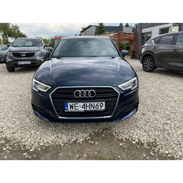 Audi A3  Hatchback 2017,  1.6 diesel, automat - Na sprzedaż za 52 999 zł - Kanie - zdjęcie 2