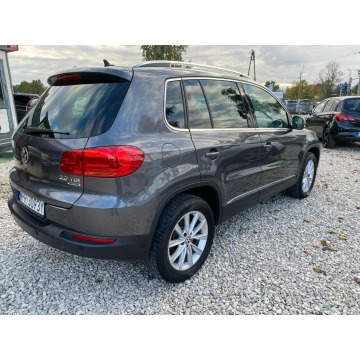 Volkswagen Tiguan  SUV 2014,  2.0 diesel, automat - Na sprzedaż za 54 900 zł - Kanie - zdjęcie 9