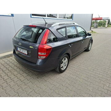 Kia Ceed 2011,  1.4 benzyna - Na sprzedaż za 13 990 zł - Jacków - zdjęcie 3