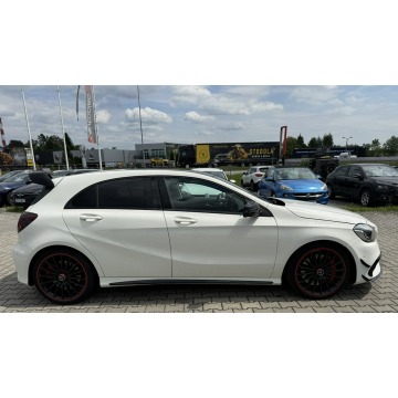 Mercedes - Benz A-klasa  Hatchback 2017,  2.0 benzyna, automat - Na sprzedaż za 107 900 zł - Żory - zdjęcie 11