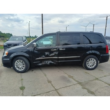 Chrysler Town & Country 2016,  3.6 benzyna, automat - Na sprzedaż za 55 000 zł - Gizałki - zdjęcie 3