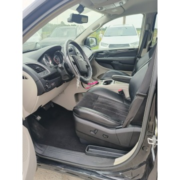 Chrysler Town & Country 2016,  3.6 benzyna, automat - Na sprzedaż za 55 000 zł - Gizałki - zdjęcie 8