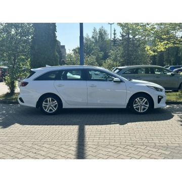 Kia Ceed 2021,  1.5 benzyna, automat - Na sprzedaż za 49 900 zł - Warszawa - zdjęcie 8