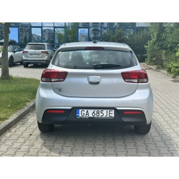 Kia Rio  Hatchback 2021,  1.2 benzyna - Na sprzedaż za 37 900 zł - Warszawa - zdjęcie 6