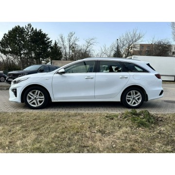 Kia Ceed 2021,  1.5 benzyna, automat - Na sprzedaż za 53 900 zł - Warszawa - zdjęcie 4