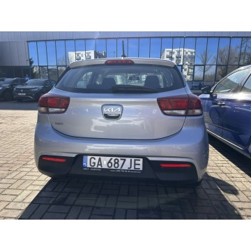 Kia Rio  Hatchback 2021,  1.2 benzyna - Na sprzedaż za 37 990 zł - Warszawa - zdjęcie 4