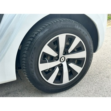 Renault Clio  Hatchback 2023,  1.0 benzyna - Na sprzedaż za 46 900 zł - Warszawa - zdjęcie 9
