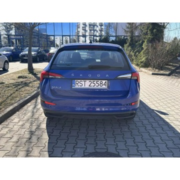 Skoda Scala  Liftback 2019,  1.0 benzyna - Na sprzedaż za 28 999 zł - Warszawa - zdjęcie 6