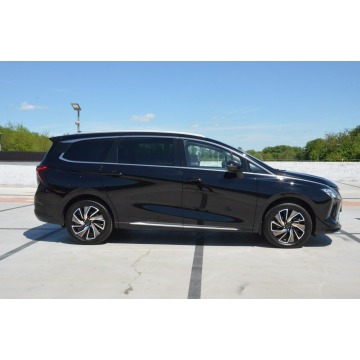 Forthing   Minivan/Van 2024,  1.5 benzyna, automat - Na sprzedaż za 109 900 zł - Zabrze - zdjęcie 9