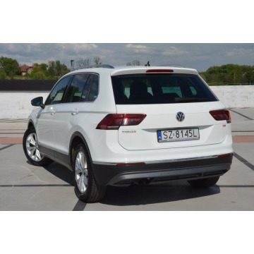 Volkswagen Tiguan  SUV 2016,  1.4 benzyna, automat - Na sprzedaż za 69 900 zł - Zabrze - zdjęcie 11