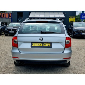 Skoda Superb  Kombi 2013,  2.0 diesel - Na sprzedaż za 29 900 zł - Szczecin - zdjęcie 6