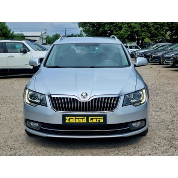 Skoda Superb  Kombi 2013,  2.0 diesel - Na sprzedaż za 29 900 zł - Szczecin - zdjęcie 2