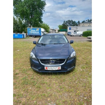 Volvo V40 2014,  1.6 benzyna - Na sprzedaż za 34 700 zł - Lublin - zdjęcie 2